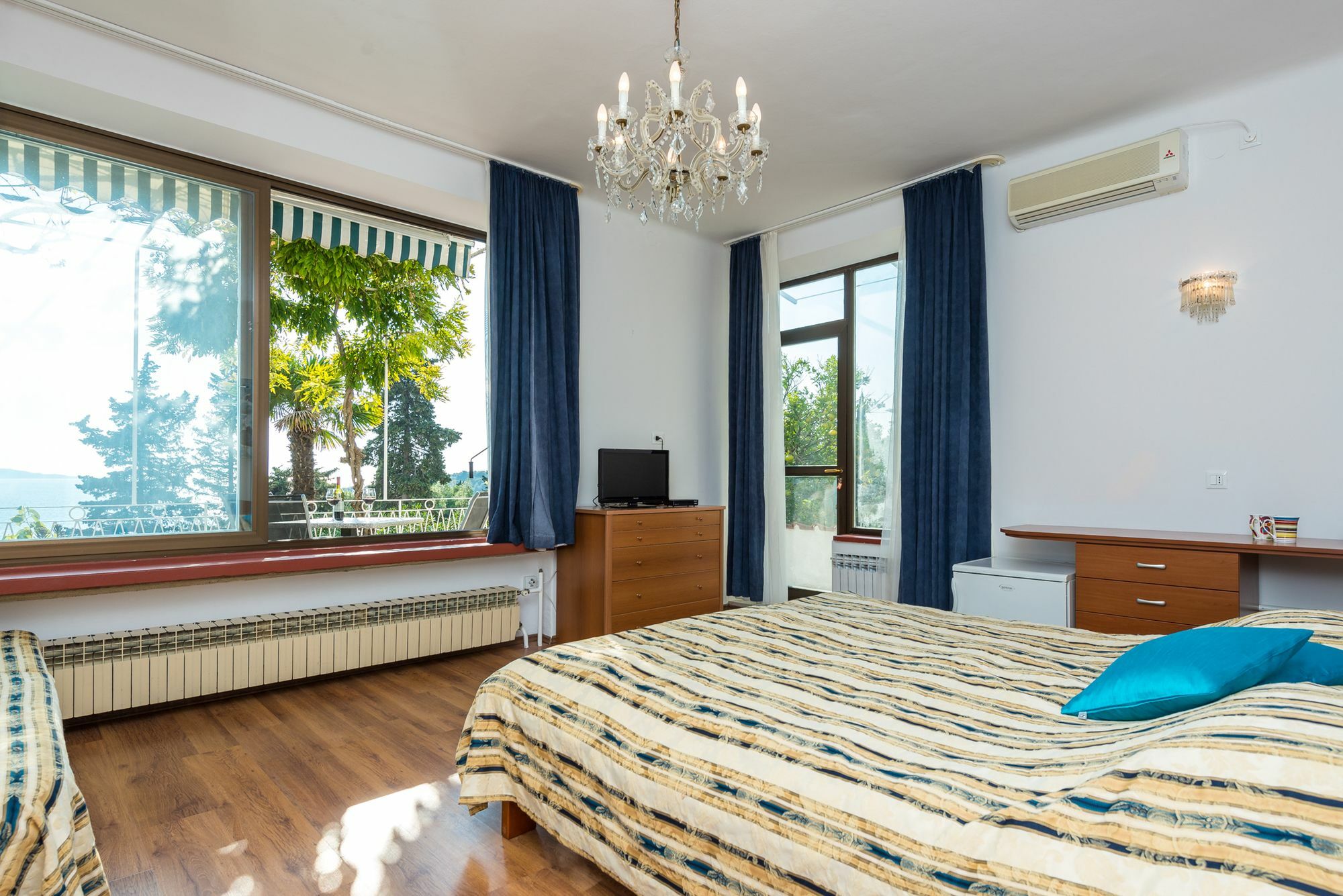 Villa Carmen Rooms & Apartments Mlini Exteriör bild